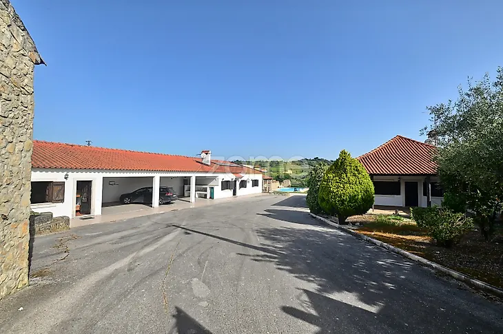 main-listing-picture-0