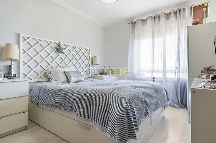 main-listing-picture-0