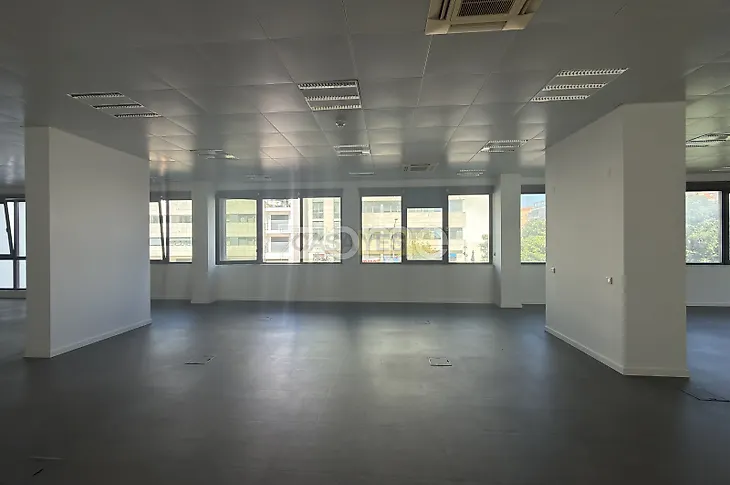 main-listing-picture-0