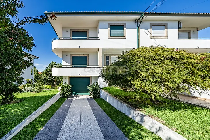 main-listing-picture-0
