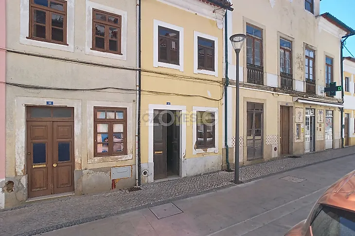 main-listing-picture-0
