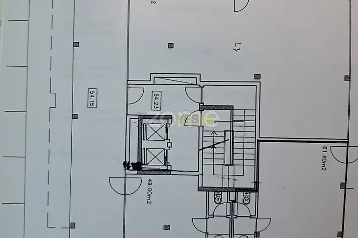 main-listing-picture-0