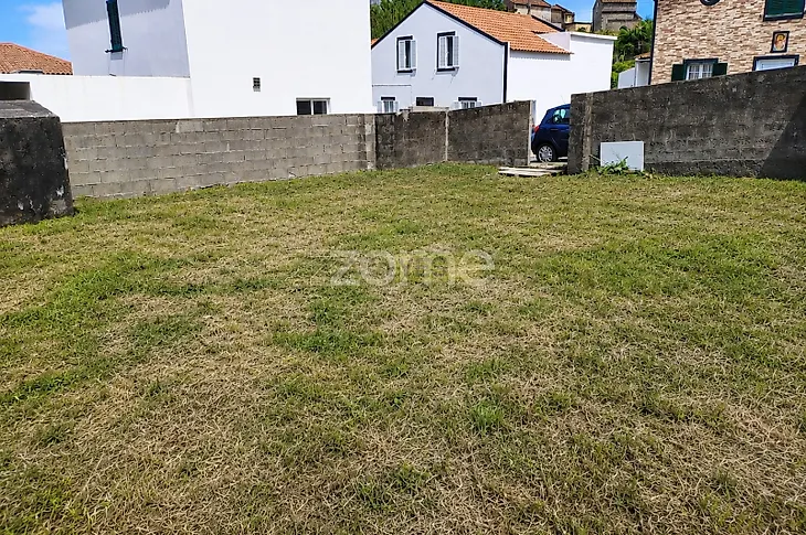 main-listing-picture-0
