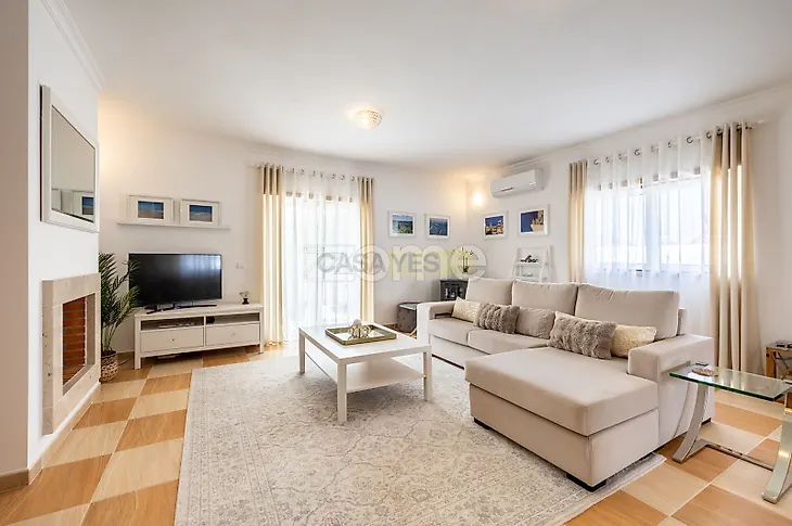 main-listing-picture-0