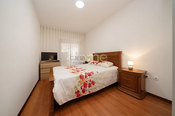 main-listing-picture-0