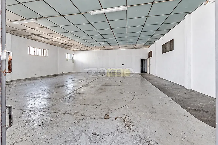 main-listing-picture-0