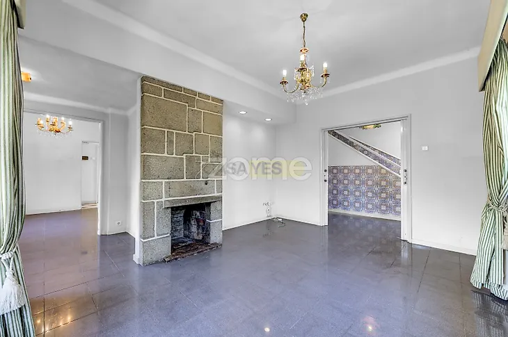main-listing-picture-0