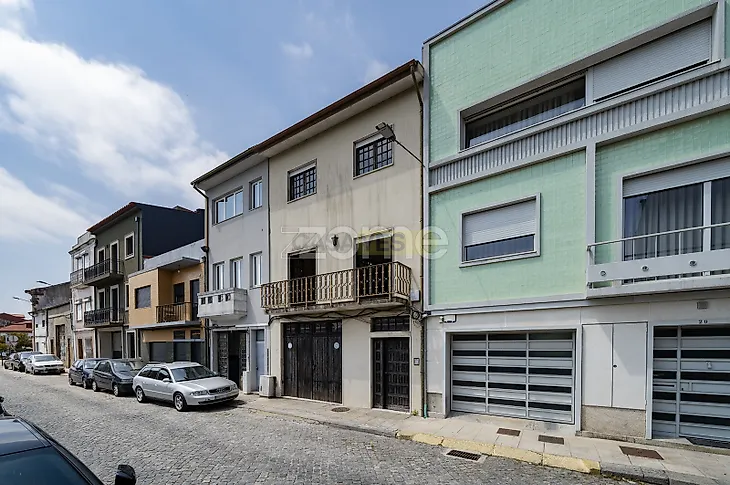 main-listing-picture-0