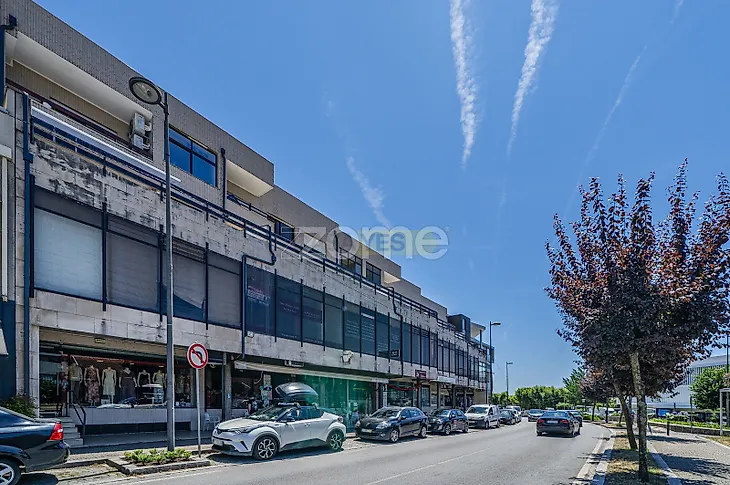 main-listing-picture-0