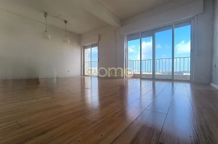 main-listing-picture-0