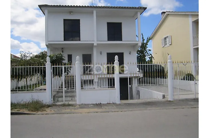main-listing-picture-0