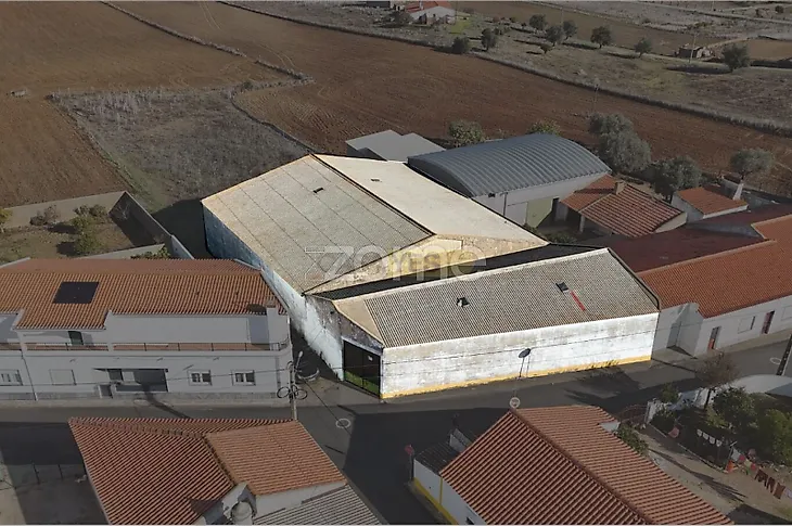 main-listing-picture-0