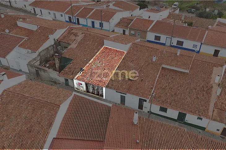 main-listing-picture-0