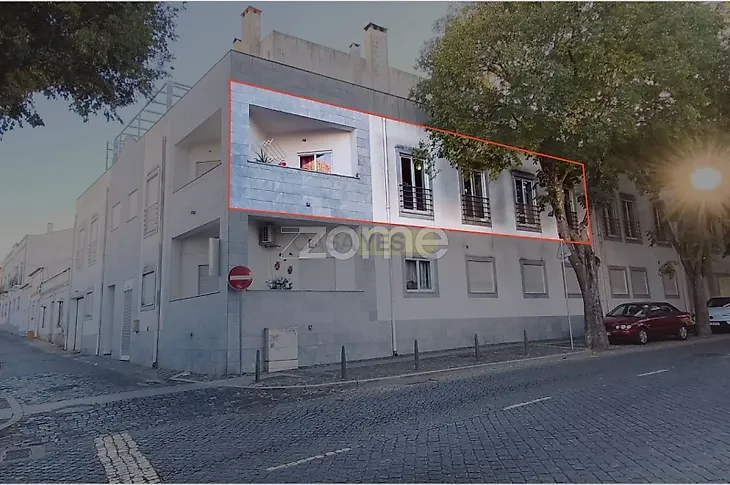 main-listing-picture-0