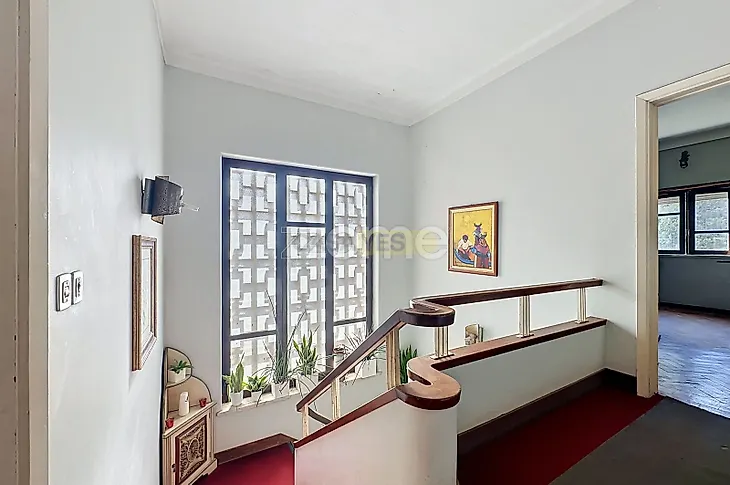 main-listing-picture-0