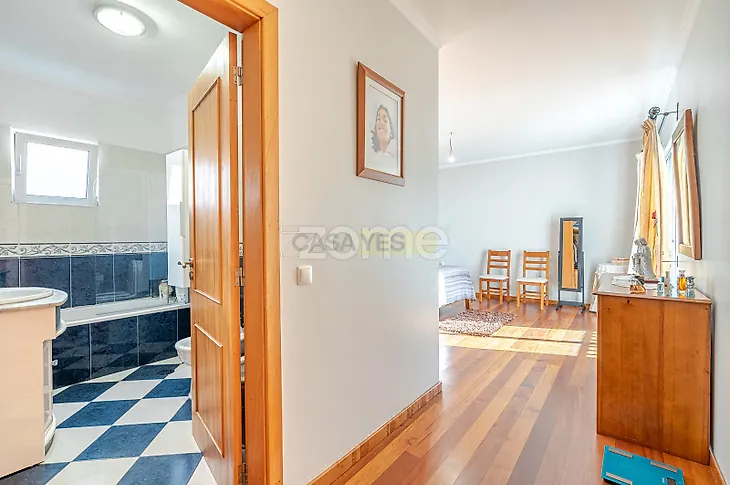 main-listing-picture-0