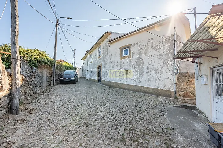 main-listing-picture-0