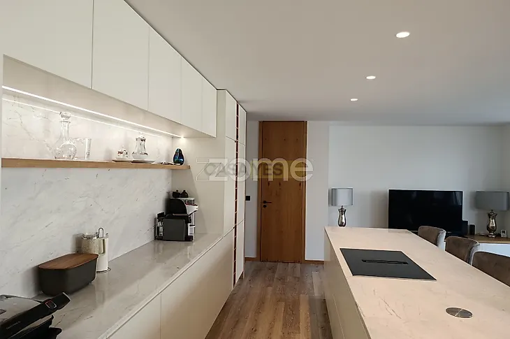 main-listing-picture-0