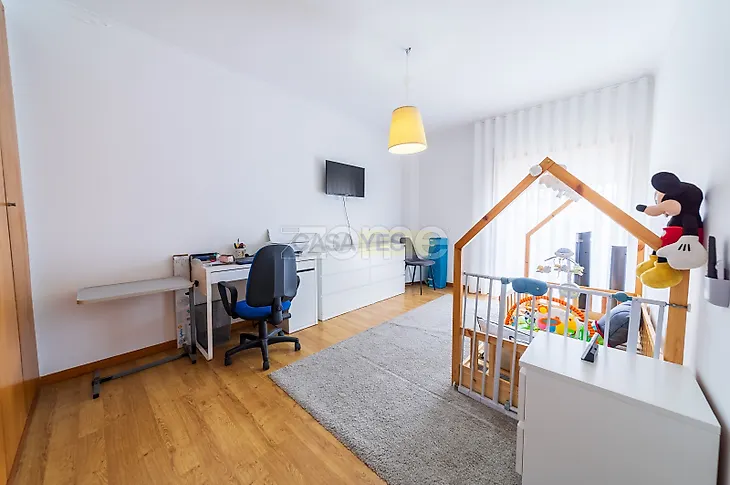 main-listing-picture-0