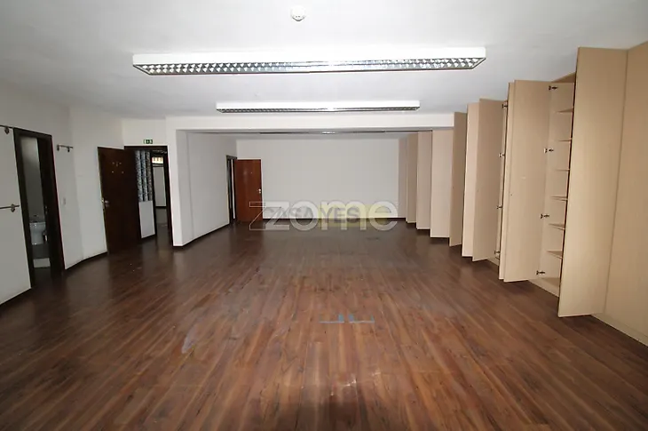 main-listing-picture-0