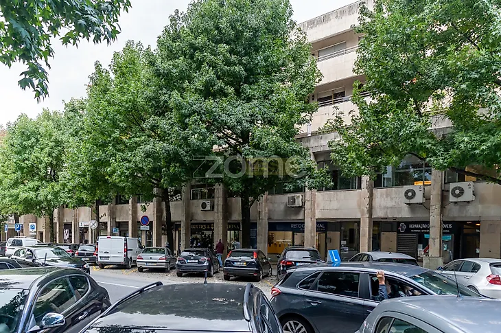 main-listing-picture-0