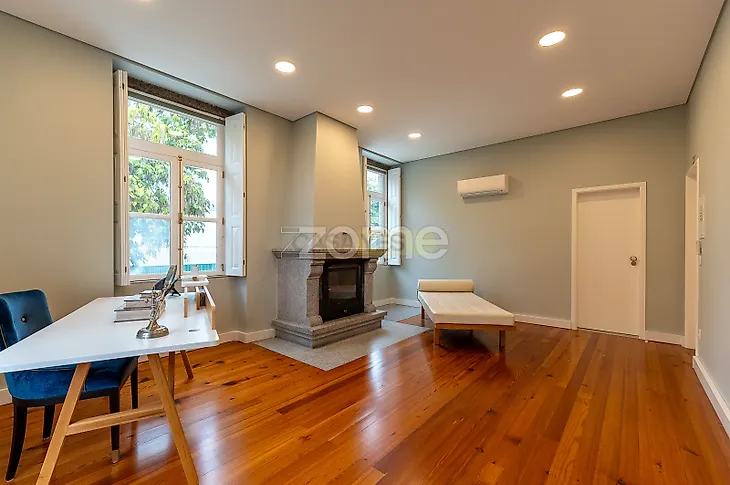 main-listing-picture-0