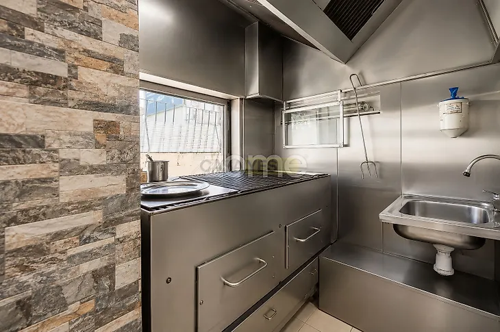 main-listing-picture-0