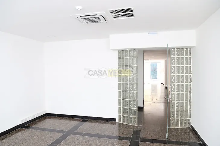 main-listing-picture-0