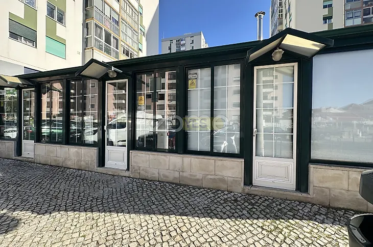 main-listing-picture-0