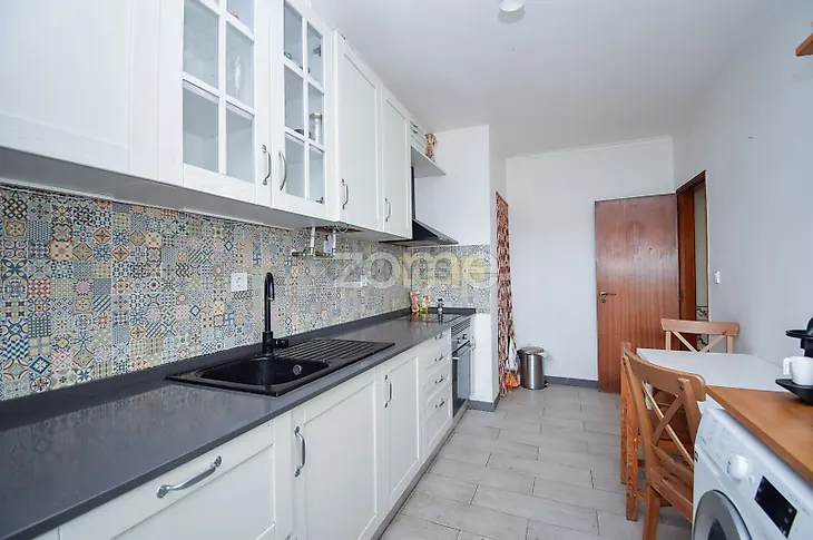 main-listing-picture-0