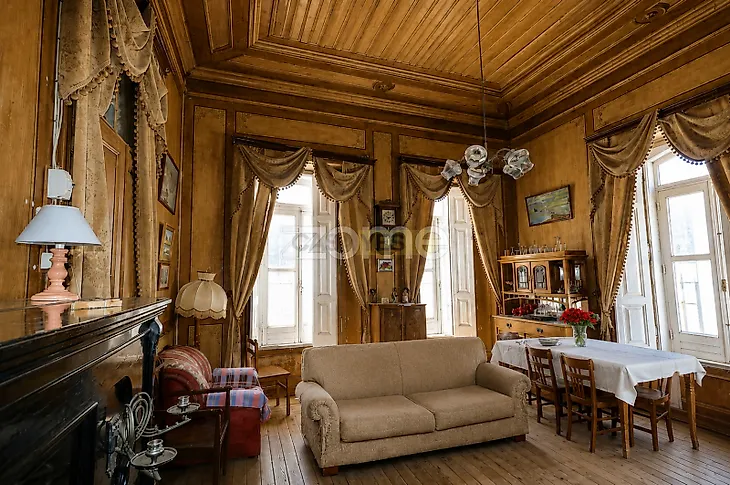 main-listing-picture-0