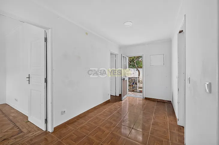 main-listing-picture-0