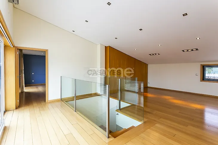 main-listing-picture-0