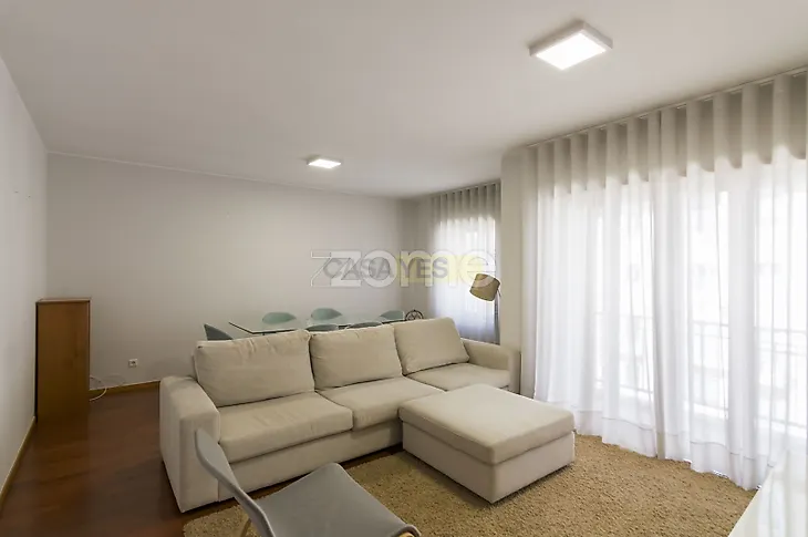 main-listing-picture-0