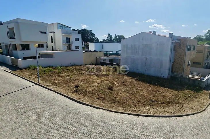 main-listing-picture-0