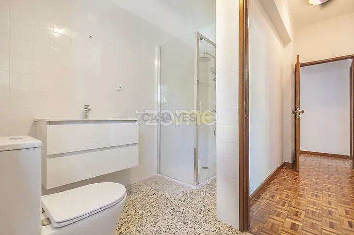 main-listing-picture-0