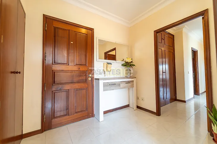 main-listing-picture-0