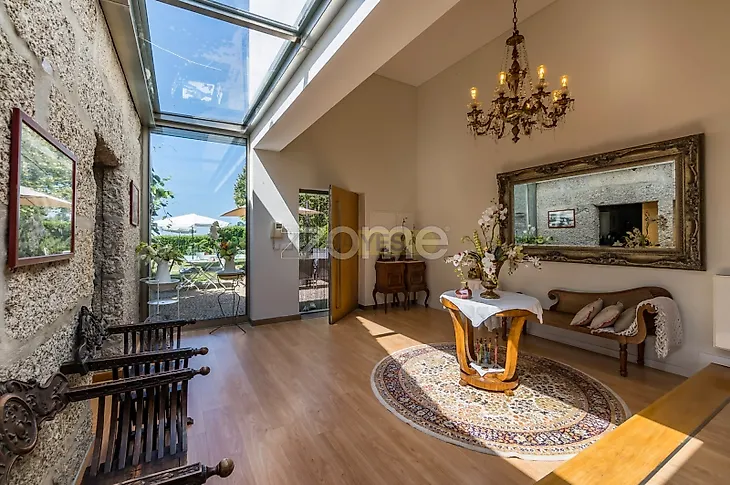 main-listing-picture-0