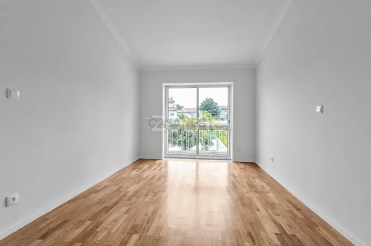 main-listing-picture-0