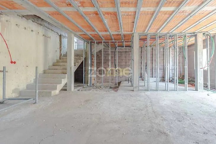 main-listing-picture-0