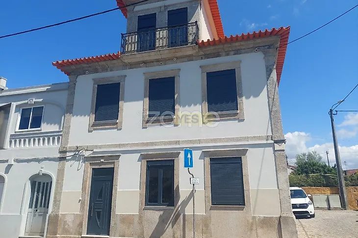 main-listing-picture-0