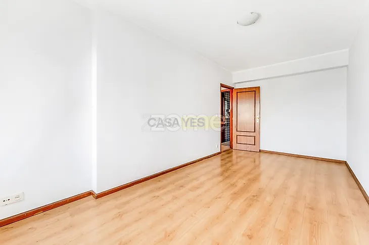 main-listing-picture-0