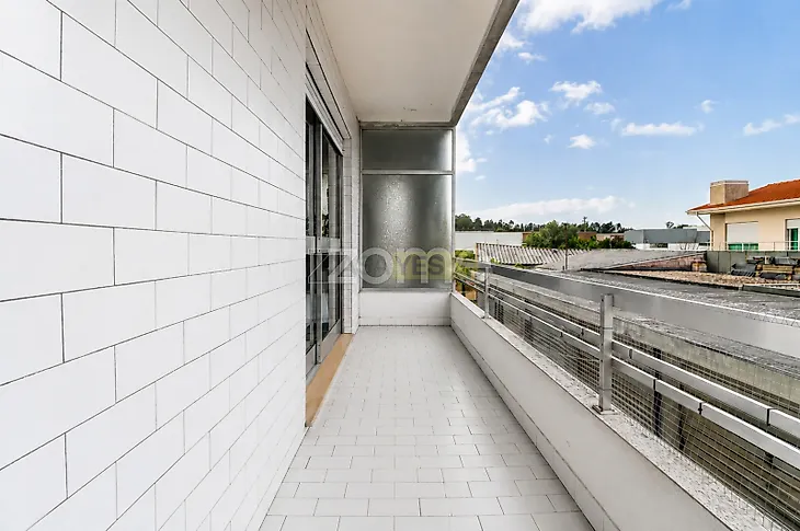 main-listing-picture-0