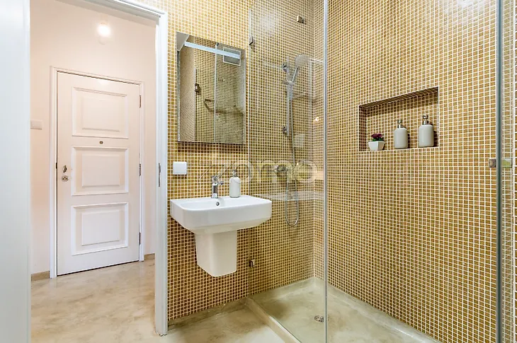main-listing-picture-0