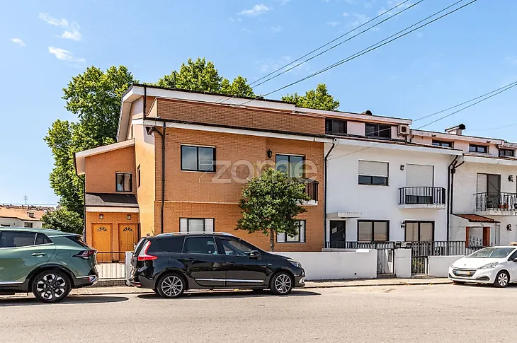 main-listing-picture-0