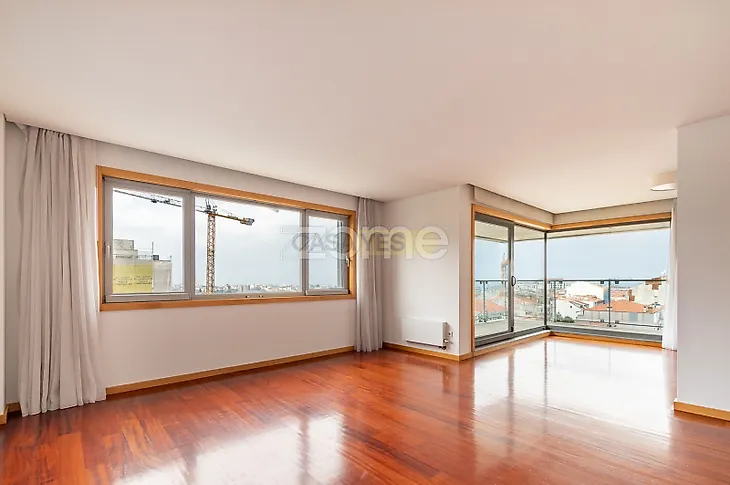 main-listing-picture-0