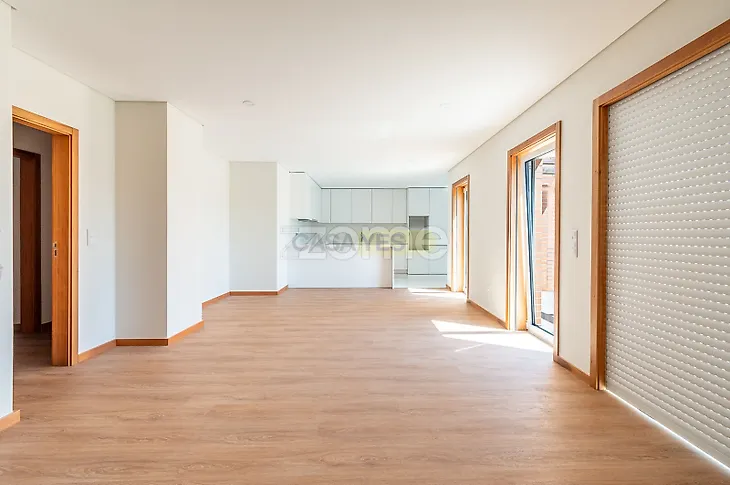 main-listing-picture-0