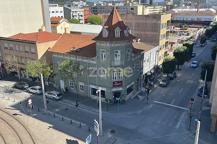 main-listing-picture-0