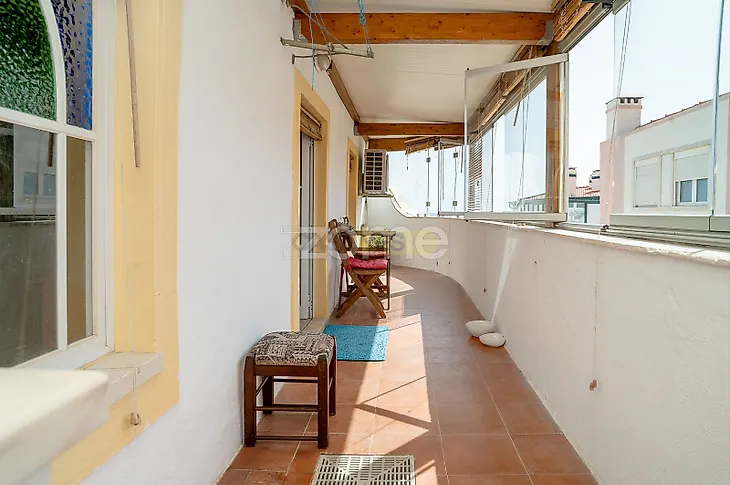 main-listing-picture-0