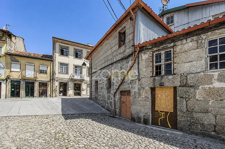 main-listing-picture-0